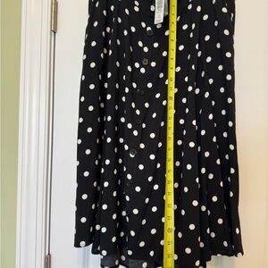 Brand New Torrrid Black & White Midi length Polka Dot Button-Up Skirt